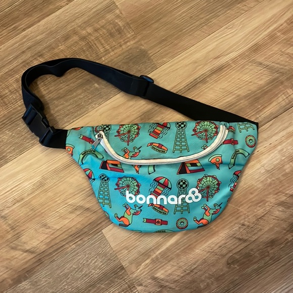 Bonnaroo Handbags - Bonnaroo Fanny pack purse retro carnival pattern